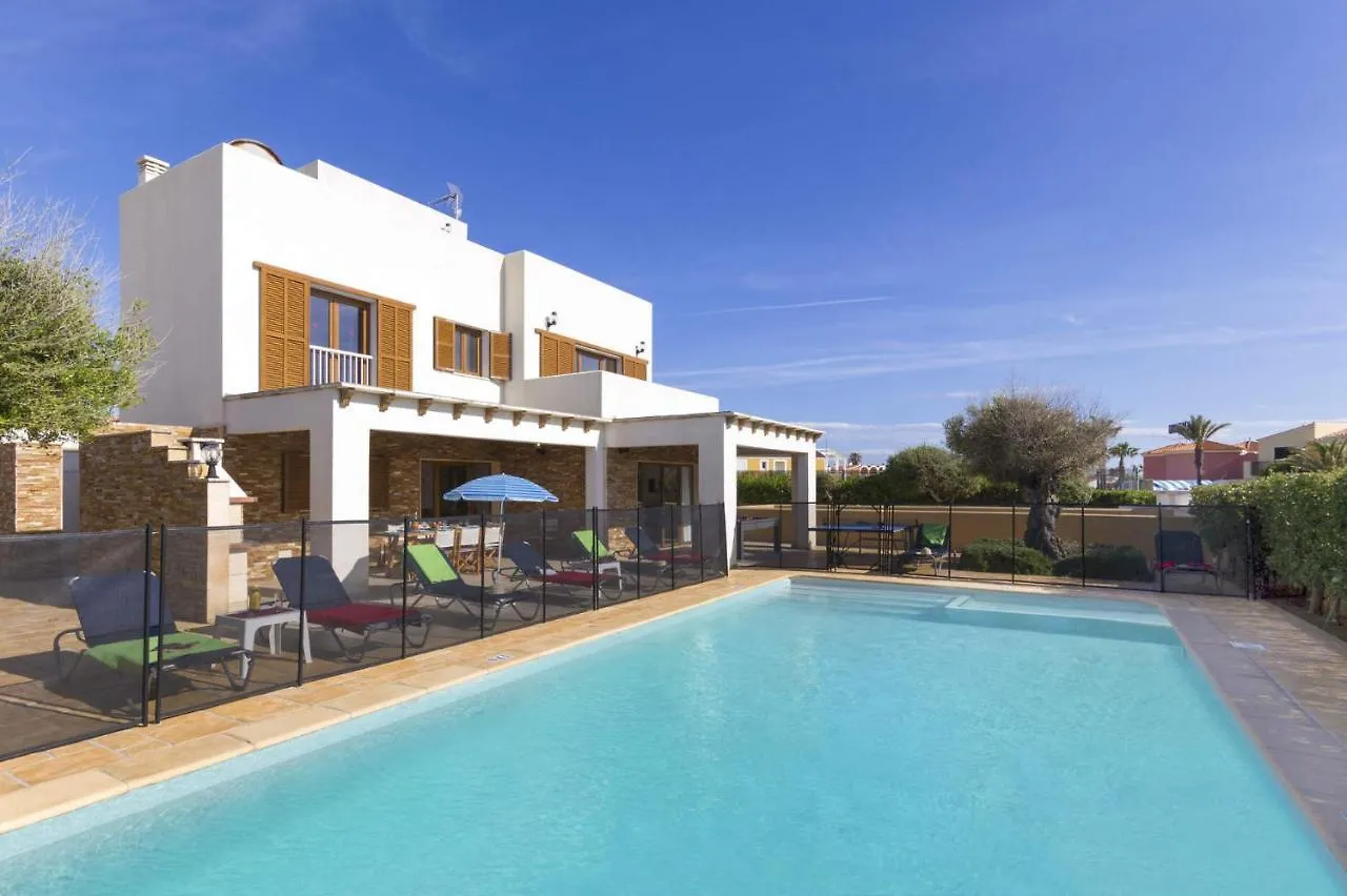 Villa Ibiza 4 bedroom villa, Cala'n Blanes Cala'N Blanes  Spanje