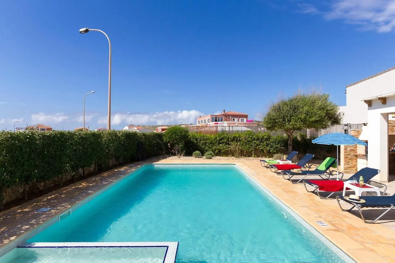 Ibiza 4 Bedroom Villa, Cala'N Blanes カラ・エン・ブラネス 0*,  スペイン