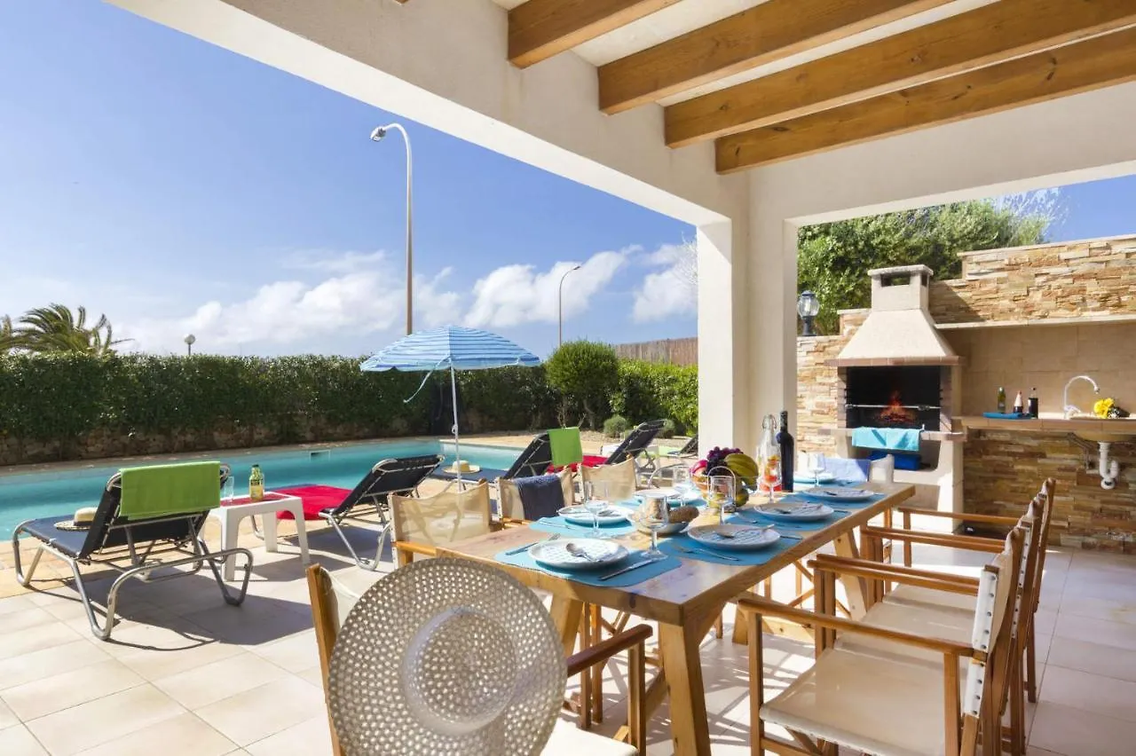 Ibiza 4 Bedroom Villa, Cala'N Blanes カラ・エン・ブラネス
