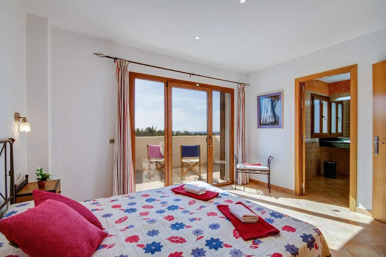 ヴィラ Ibiza 4 Bedroom Villa, Cala'N Blanes カラ・エン・ブラネス スペイン